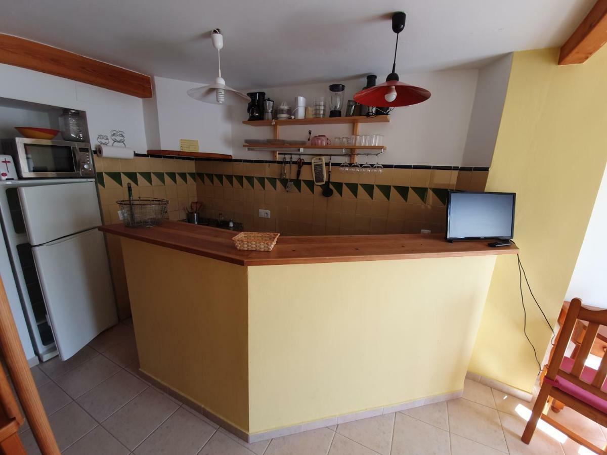 Cal Viola Apartment